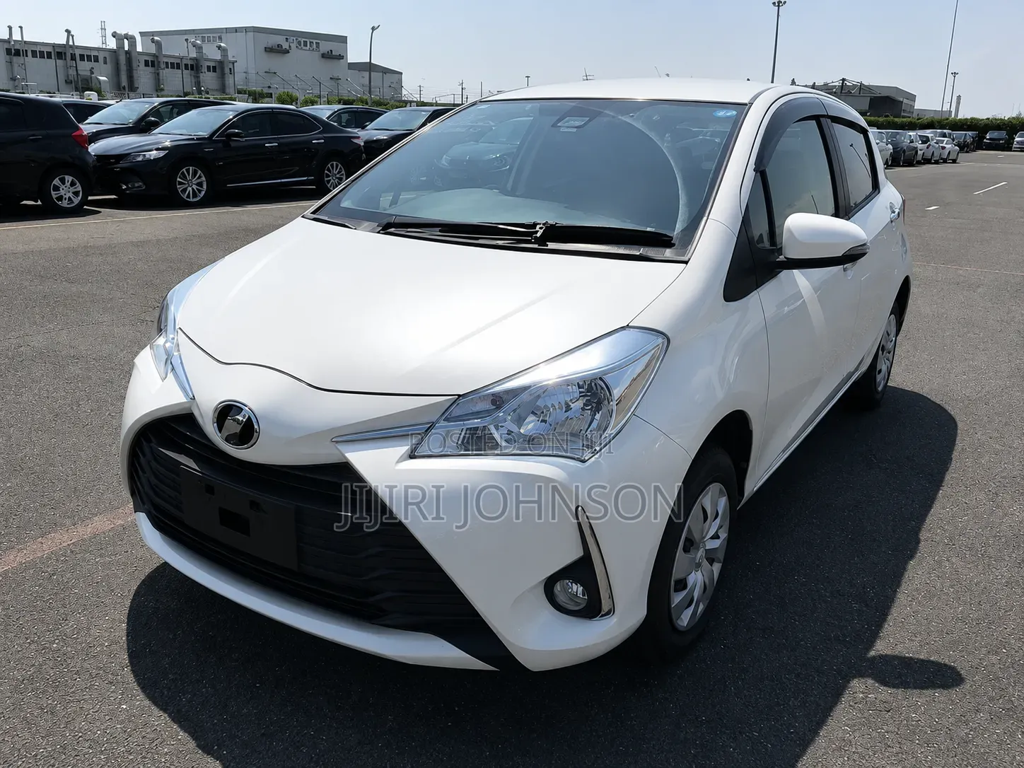Toyota Vitz 1.3 FWD 5dr 2018 White