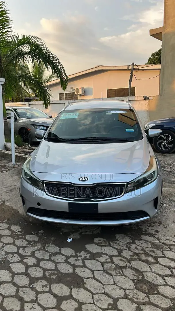 Kia Forte 2018 Silver