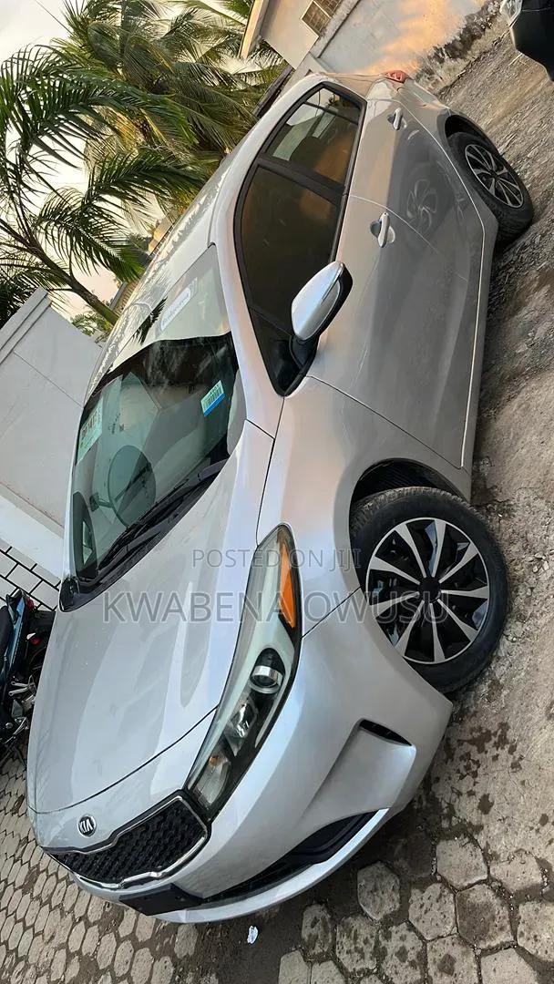 Kia Forte 2018 Silver