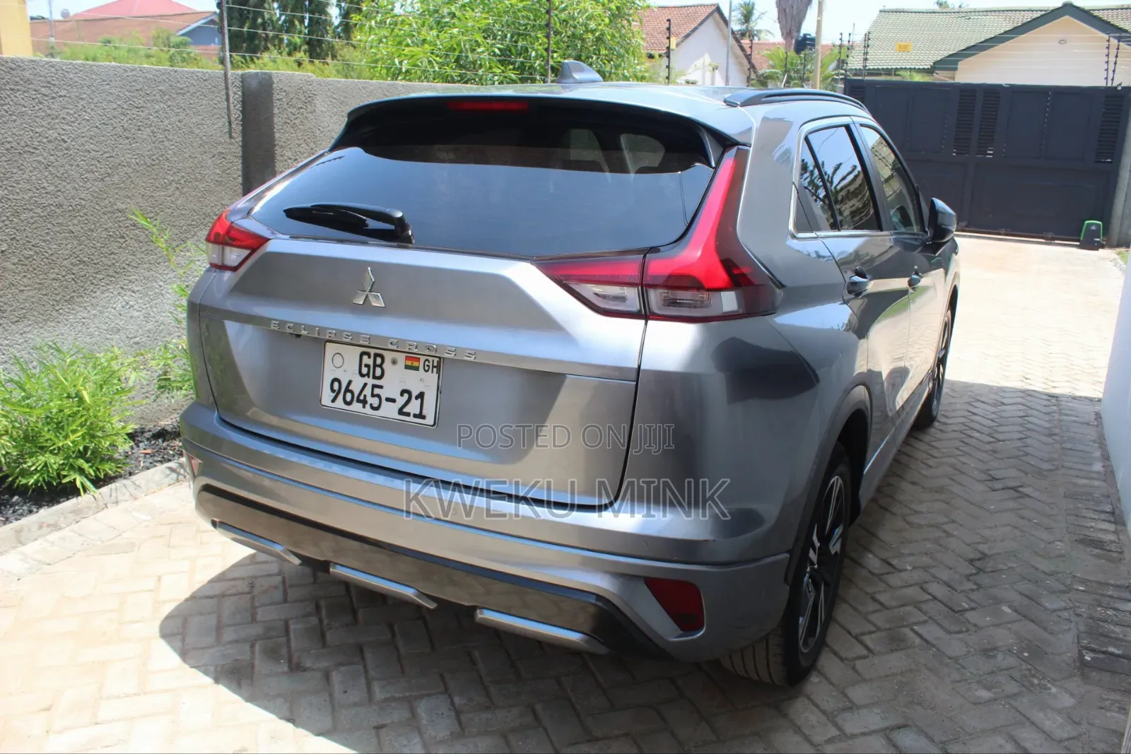 Mitsubishi Eclipse 2021 Silver
