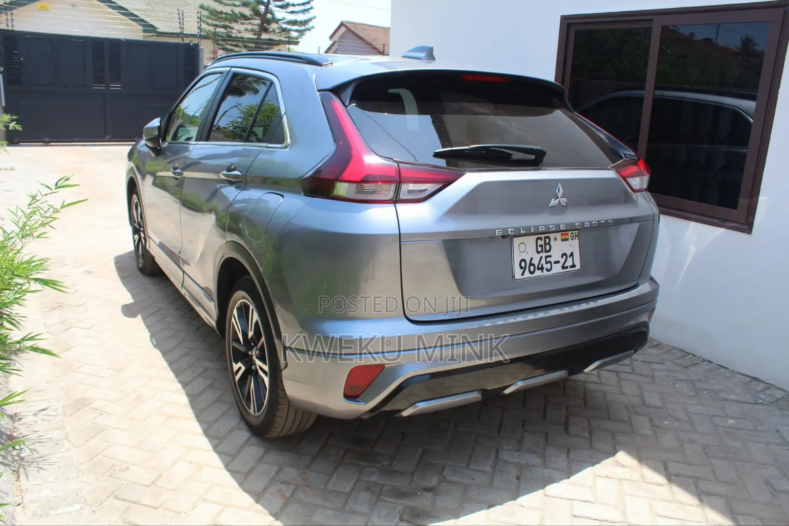 Mitsubishi Eclipse 2021 Silver