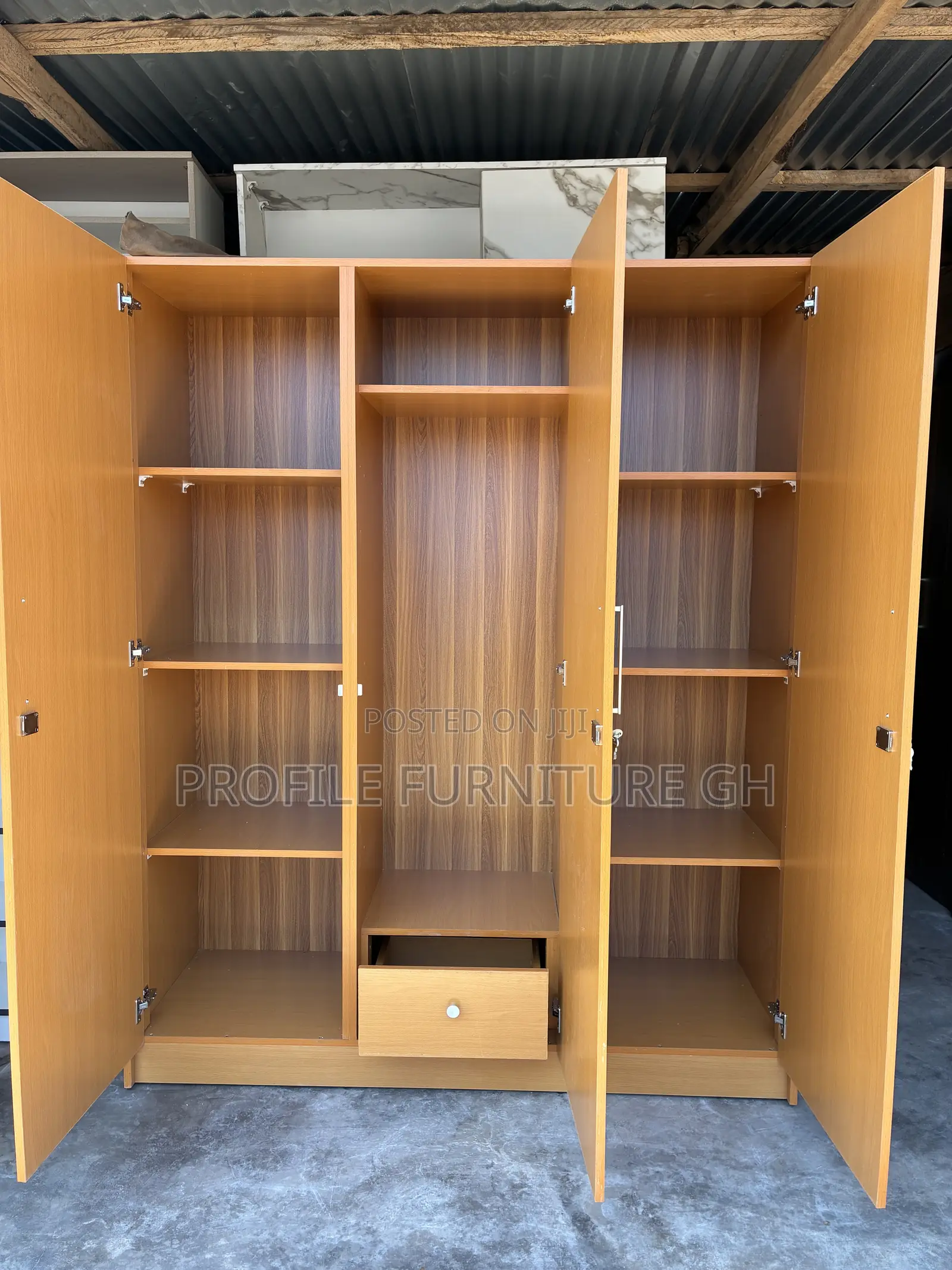 3in1 Wardrobe// Laminated 3in1 Wardrobe Quality