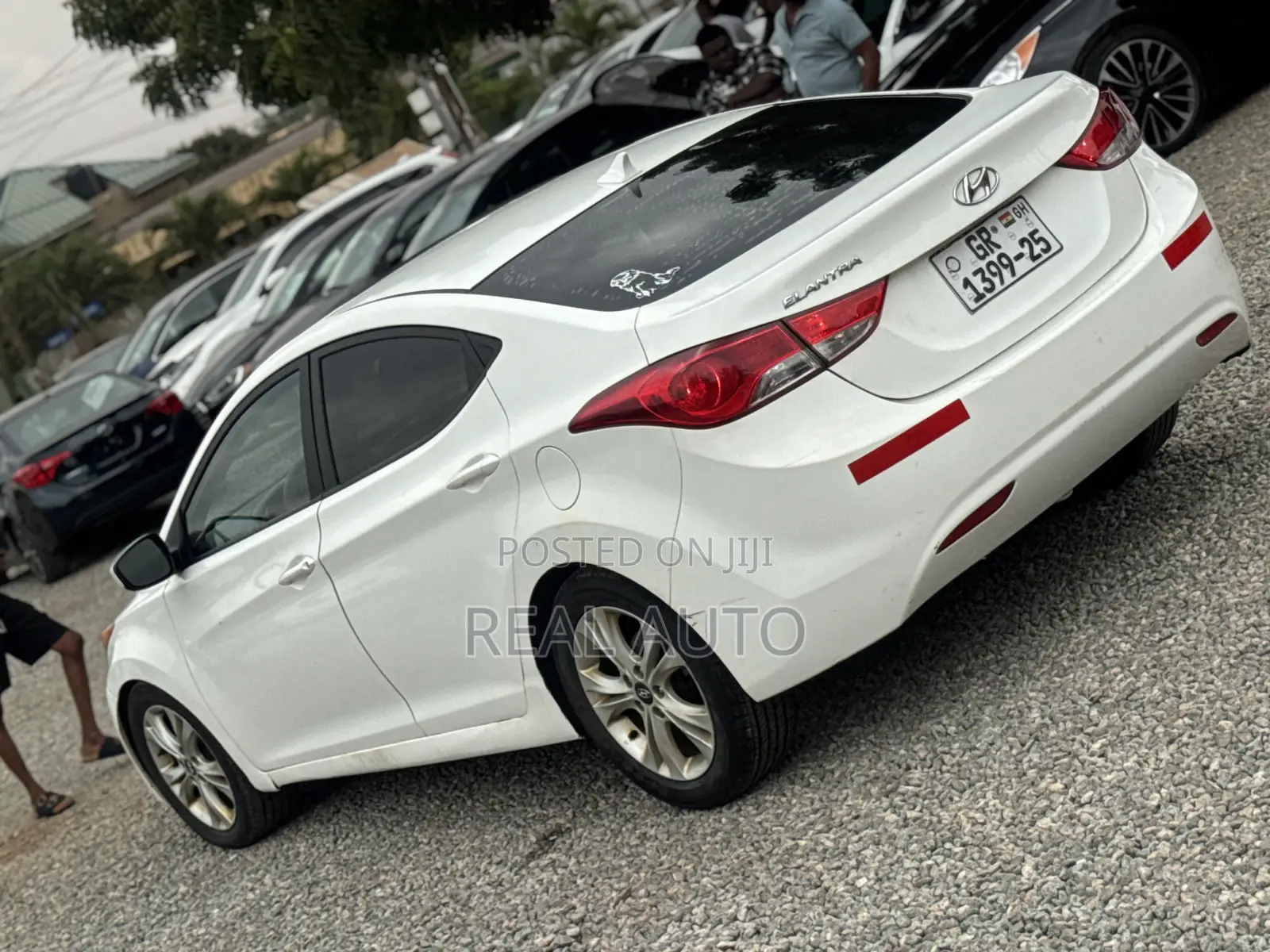 Hyundai Elantra Limited Sedan FWD (1.8L 4cyl 6A) 2013 White