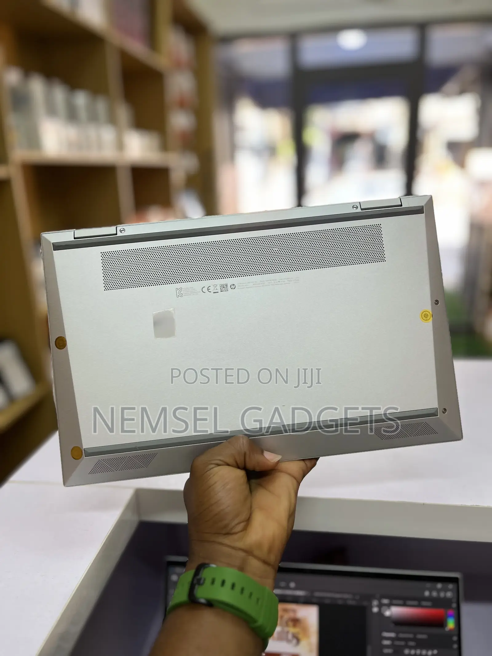 New Laptop HP EliteBook 1030 16GB Intel Core i7 SSD 512GB