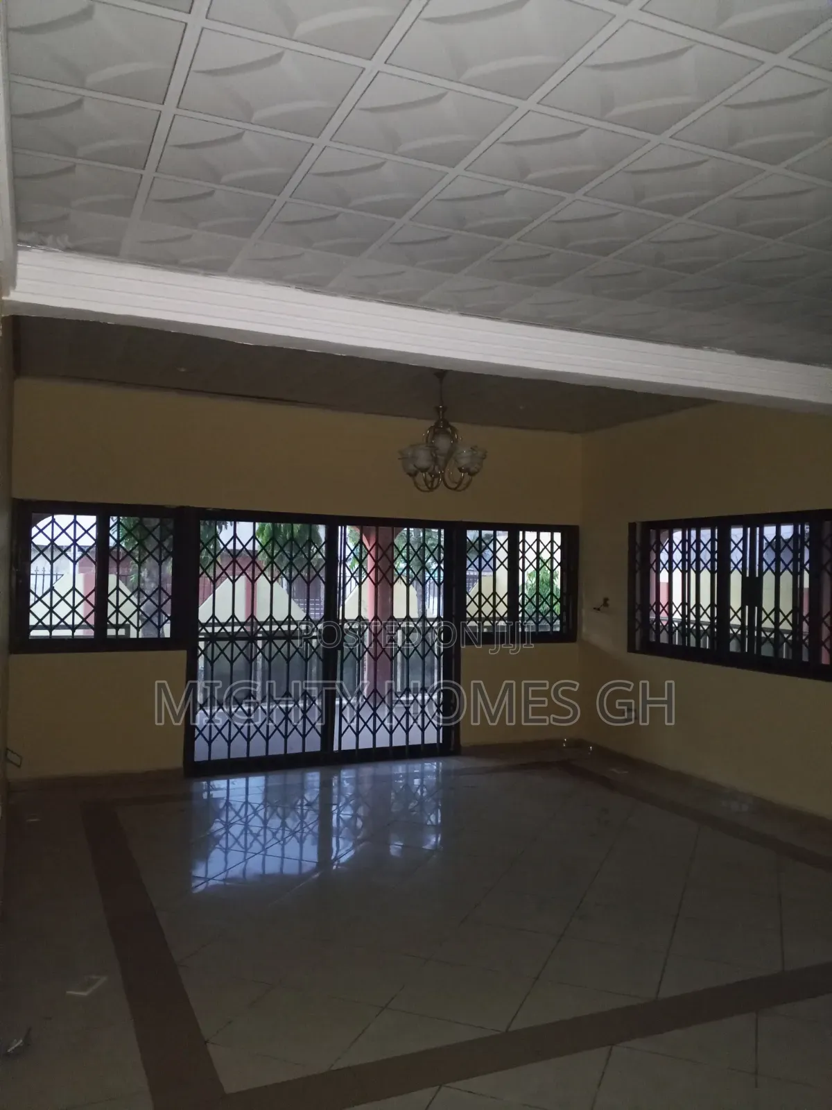 6bdrm House in Mighty Homes, Kasoa for rent