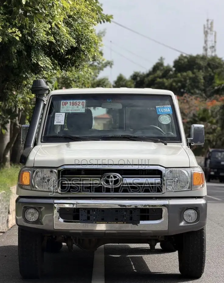 Toyota Land Cruiser 76 Series 2018 White