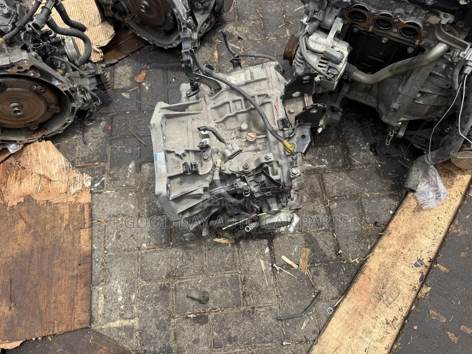 Toyota Vitz Gearbox (8 Pins )