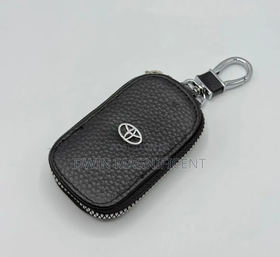 Black Pebbled Leather Zipper Car Key Pouch