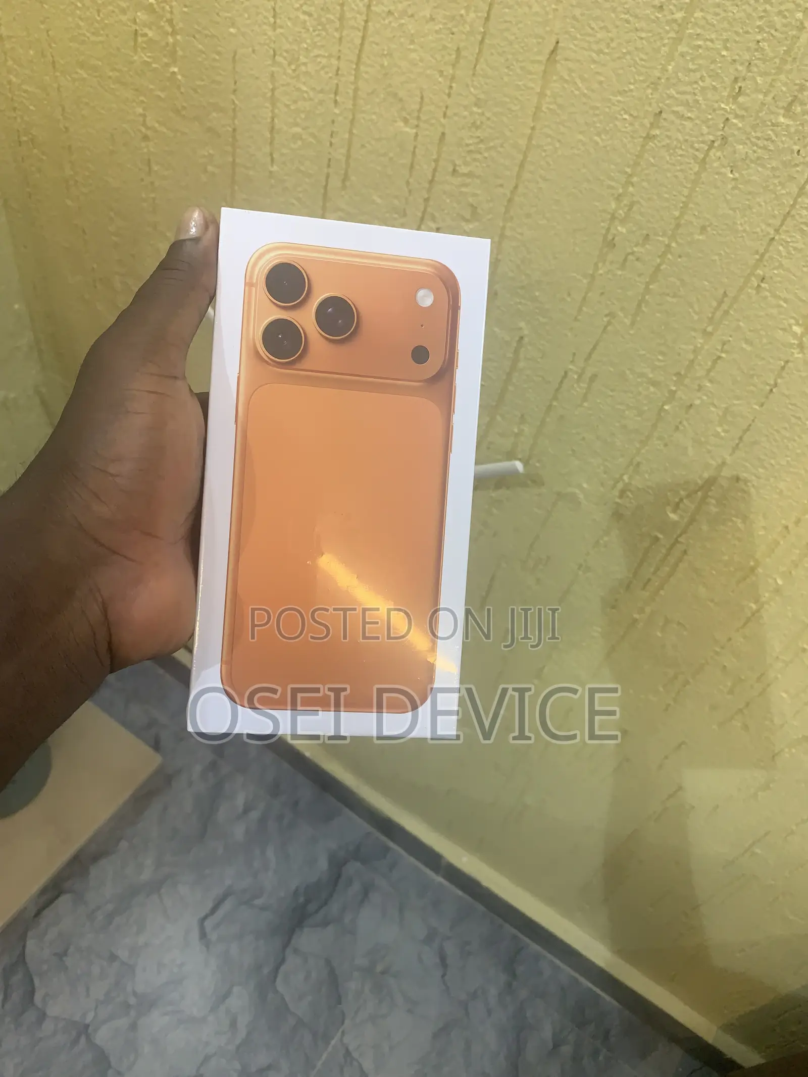 New Apple iPhone 17 Pro Max 1 TB Orange