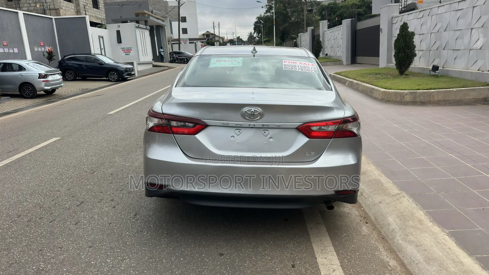 Toyota Camry LE 2023 Silver