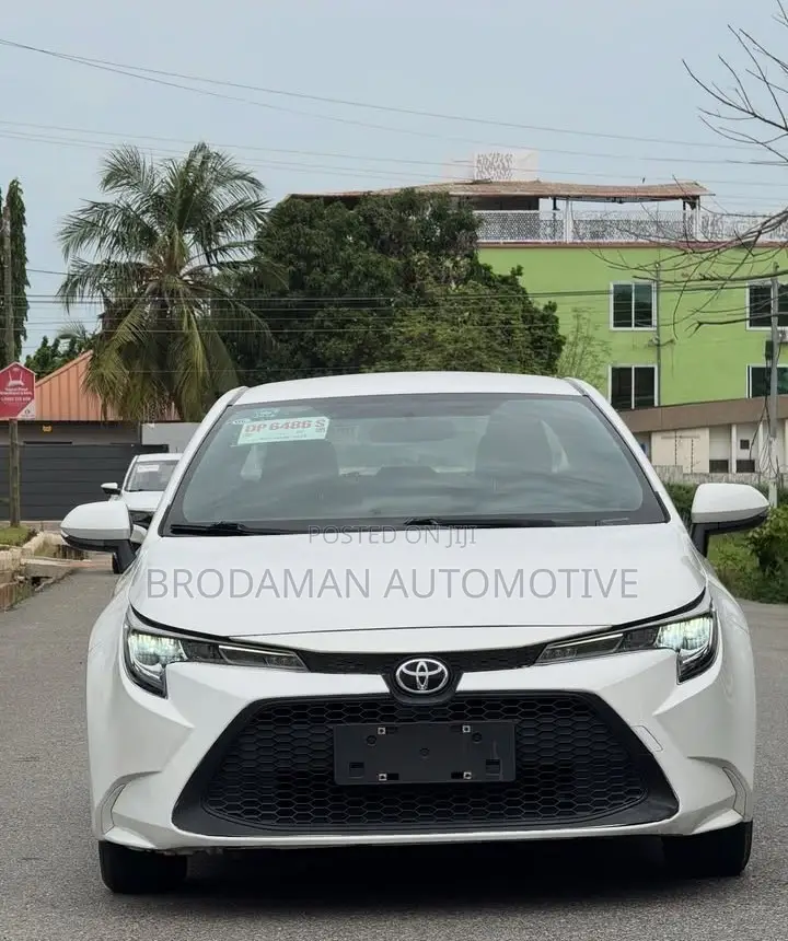 Toyota Corolla 2020 White