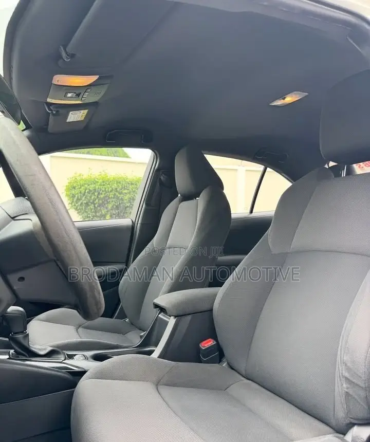 Toyota Corolla 2020 White