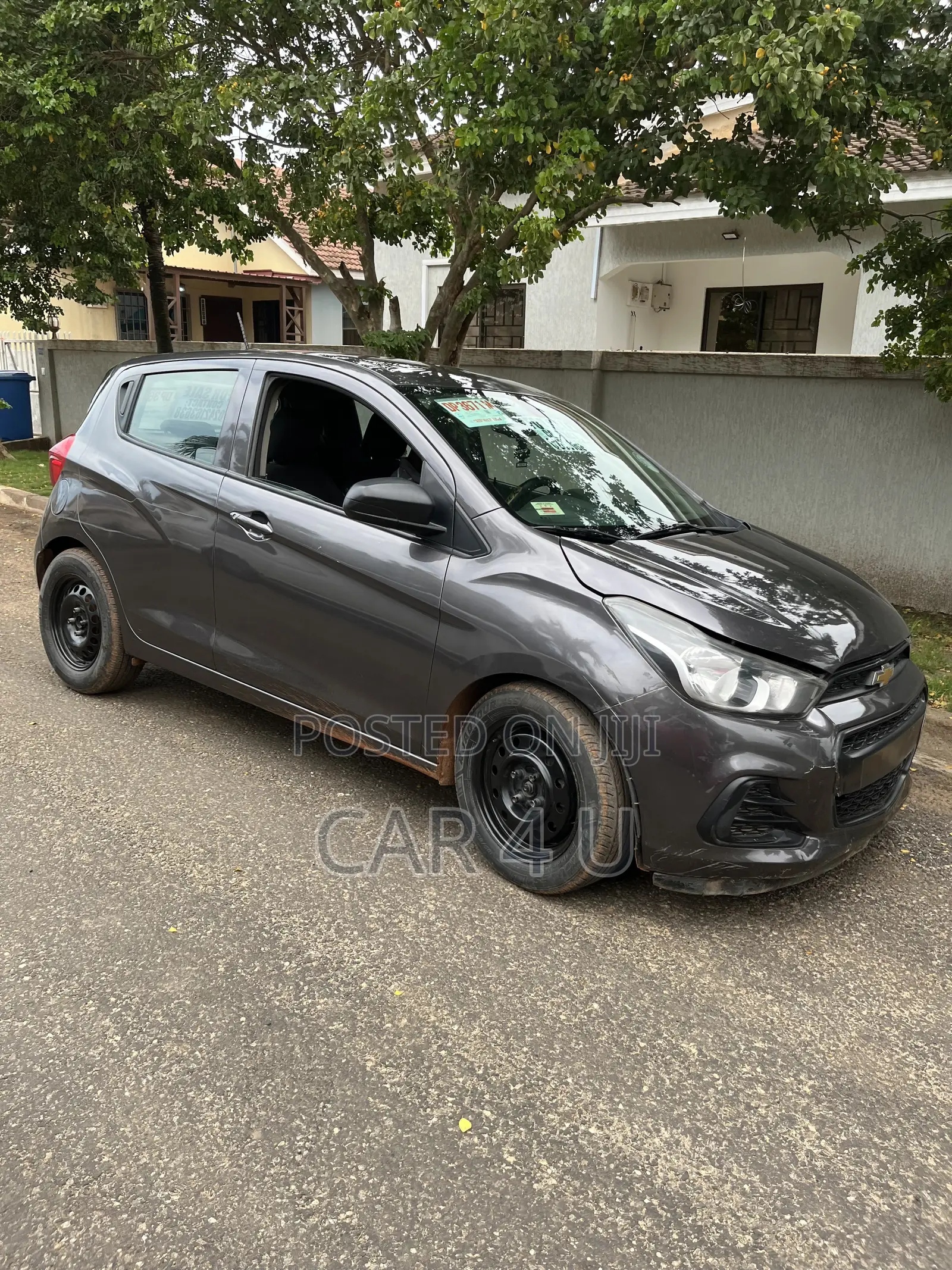 Chevrolet Spark 2016 Gray