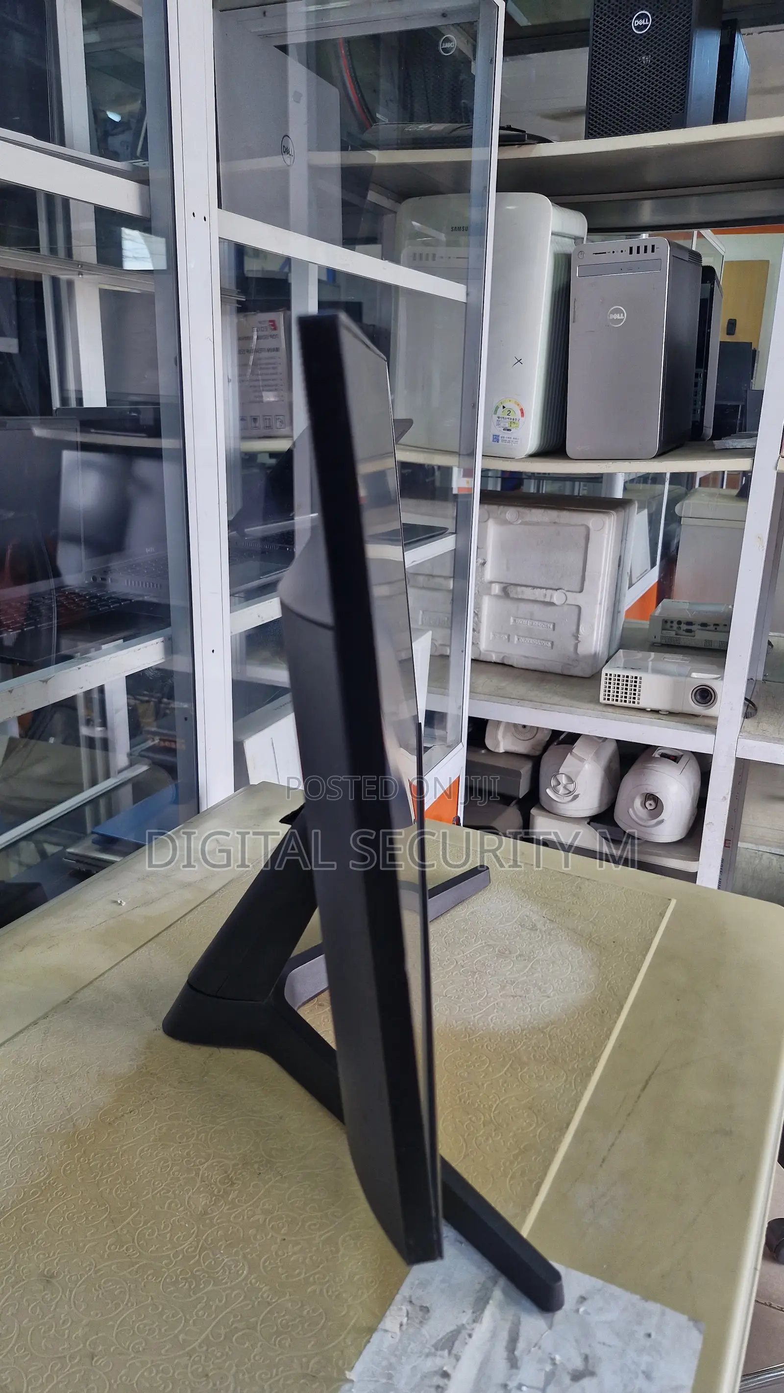 Samsung 24" Edgeless Monitor
