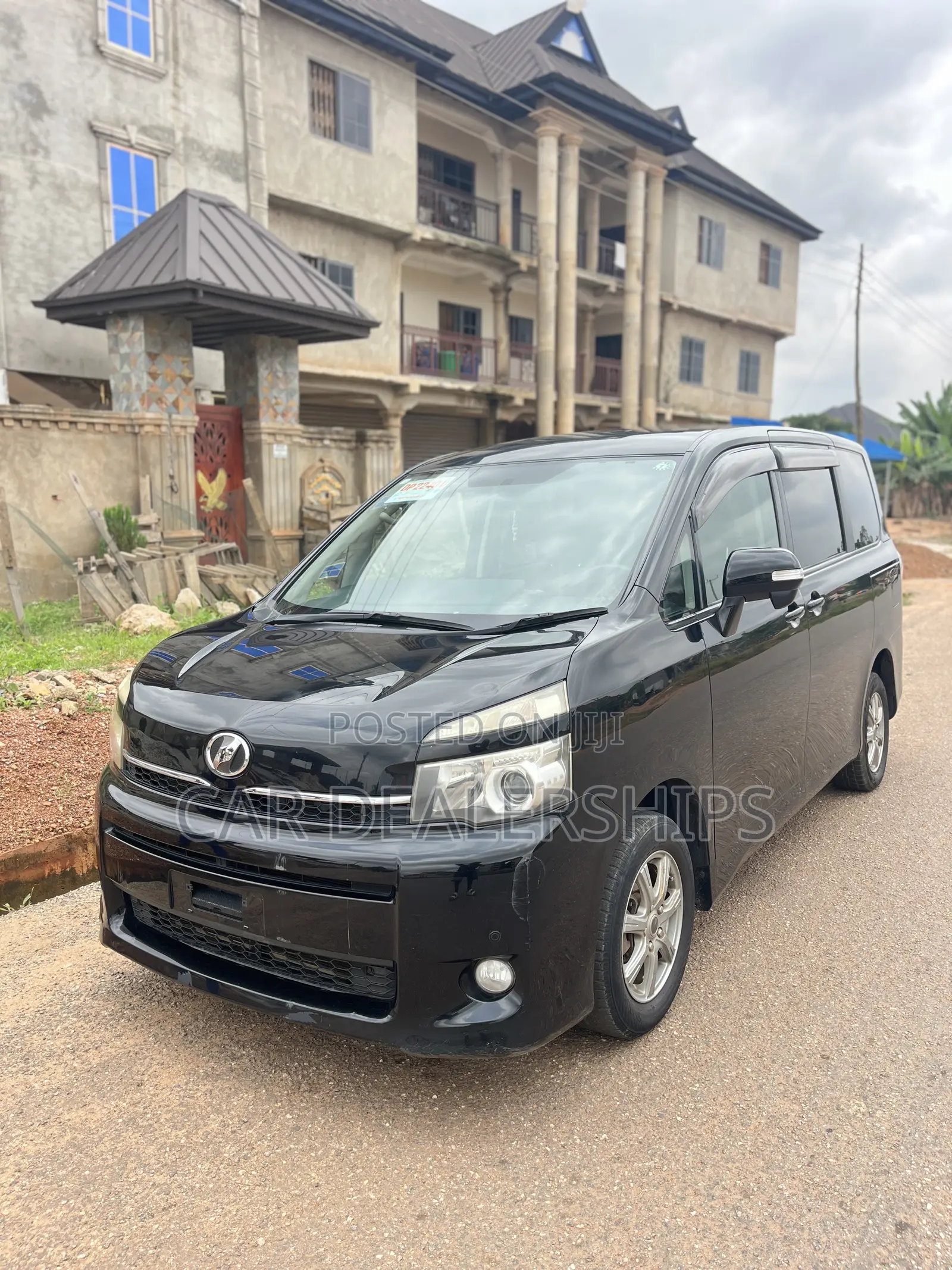 Toyota Voxy 2013 Black