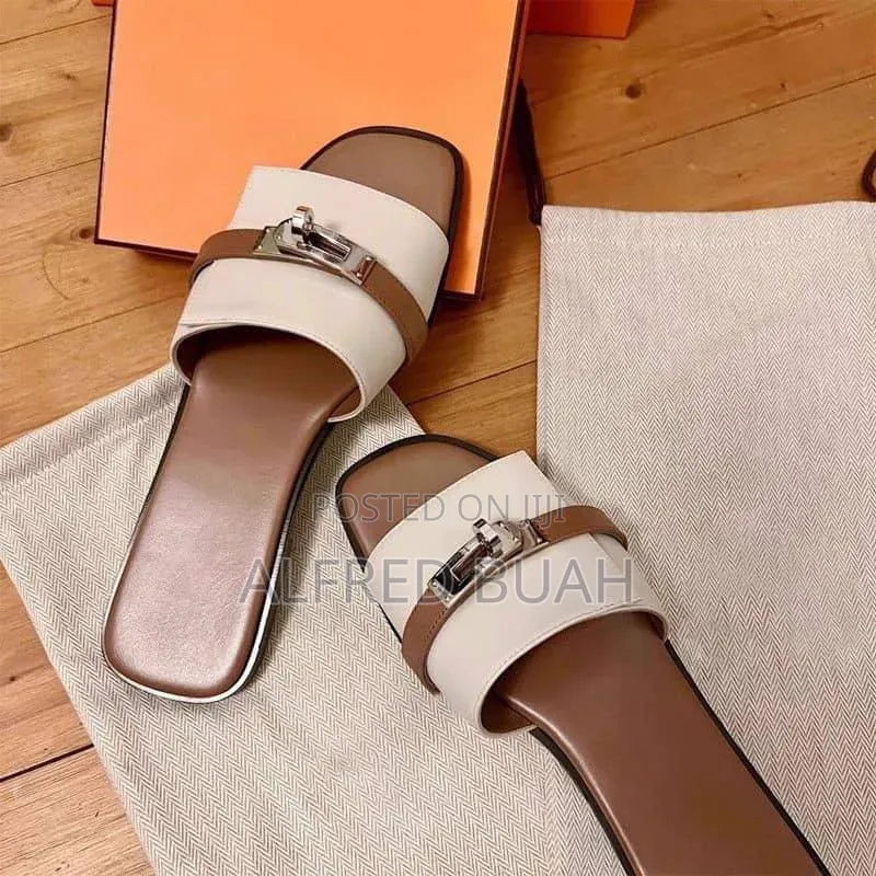 Quality Women's Slippers Available in Different Colors and Sizes