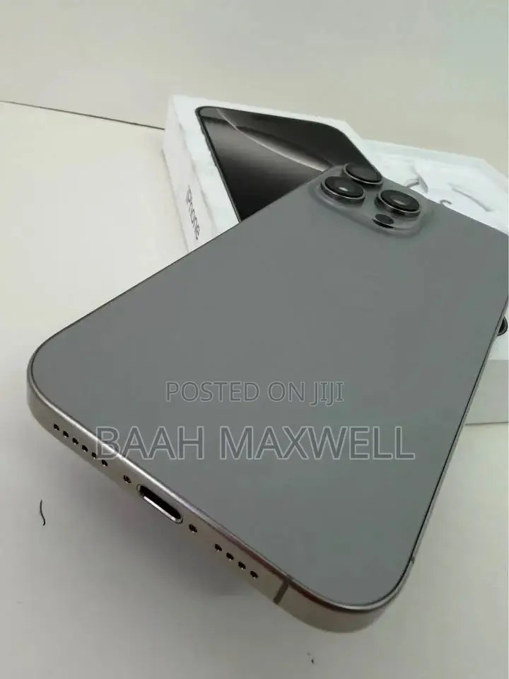 Apple iPhone 16 Pro Max 256 GB Silver