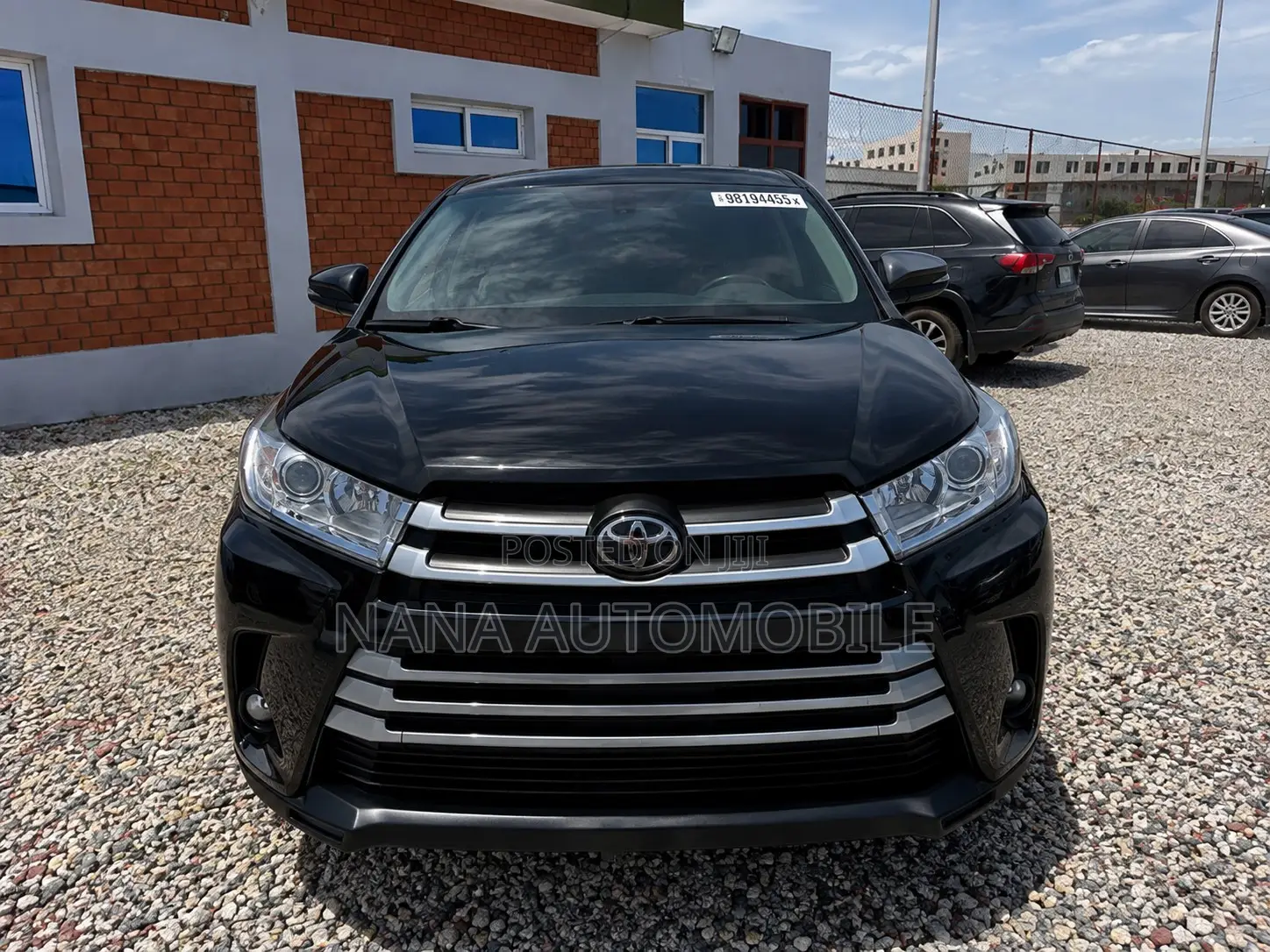 Toyota Highlander LE 2019 Black