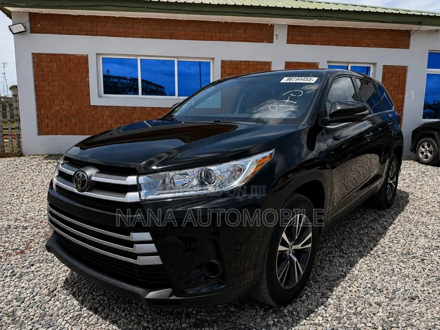 Toyota Highlander LE 2019 Black