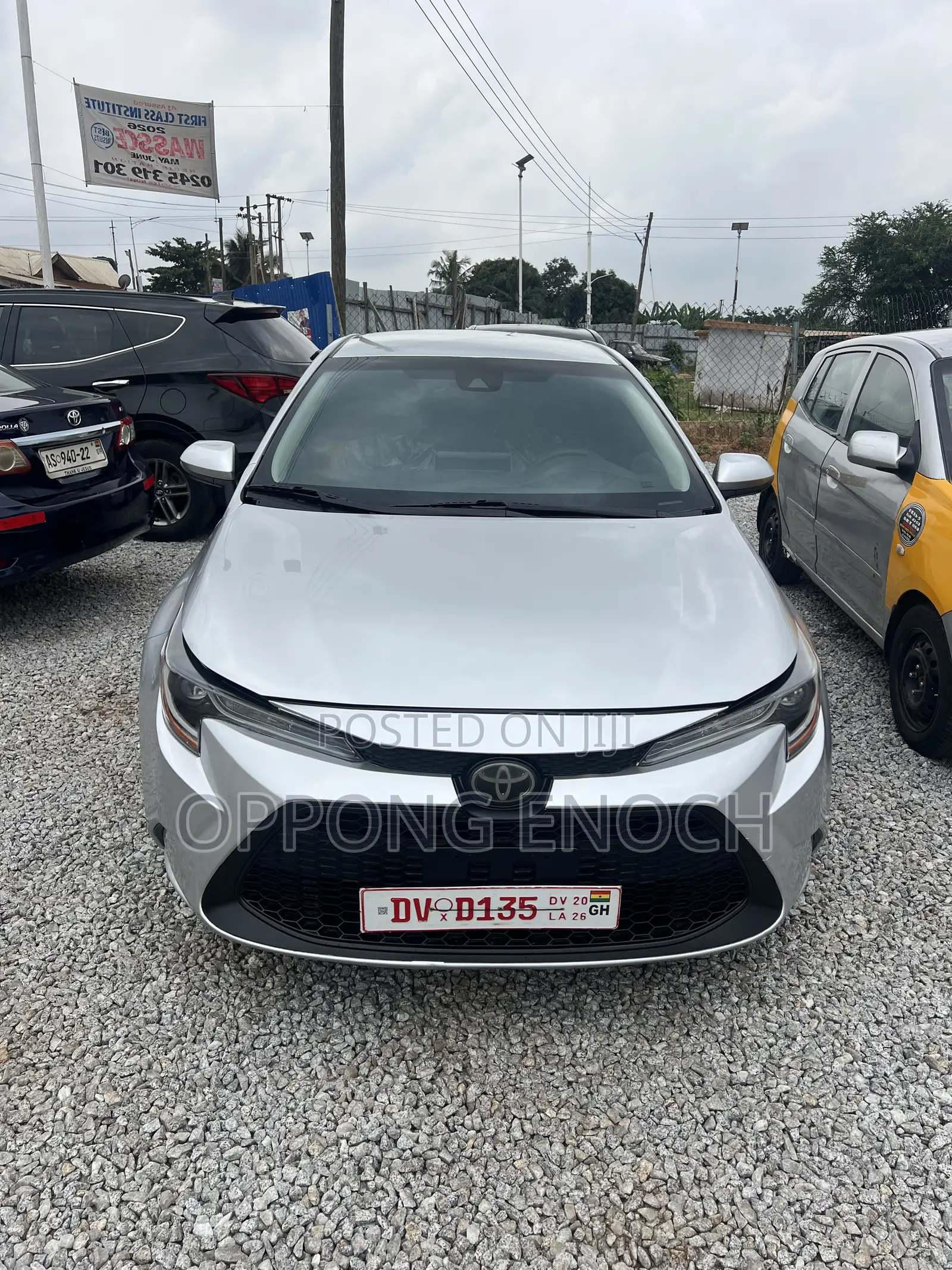 Toyota Corolla LE 2020 Silver