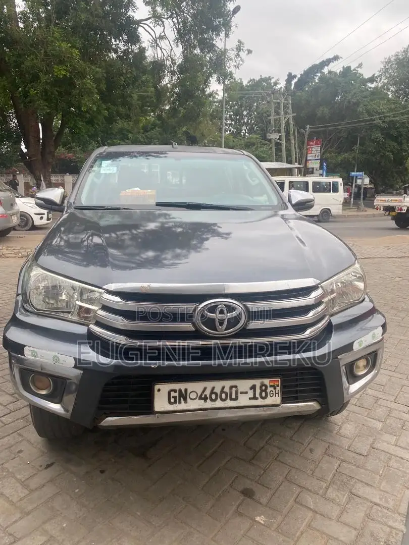 Toyota Hilux 2018 Gray