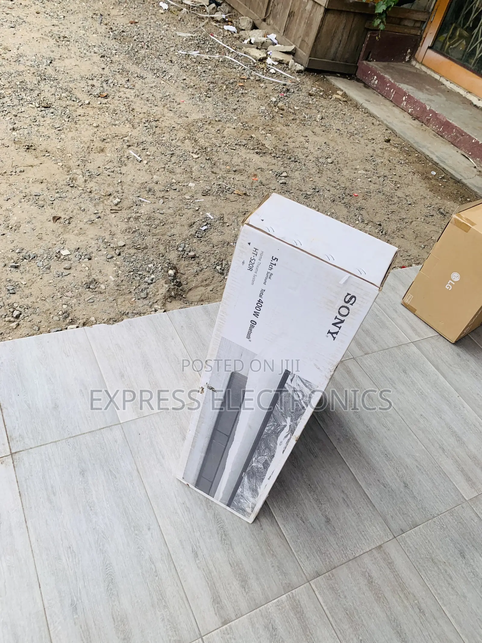 Newly in Box Sony 400W 5.1ch Wireless Home Soundbar System [HT-S20R]