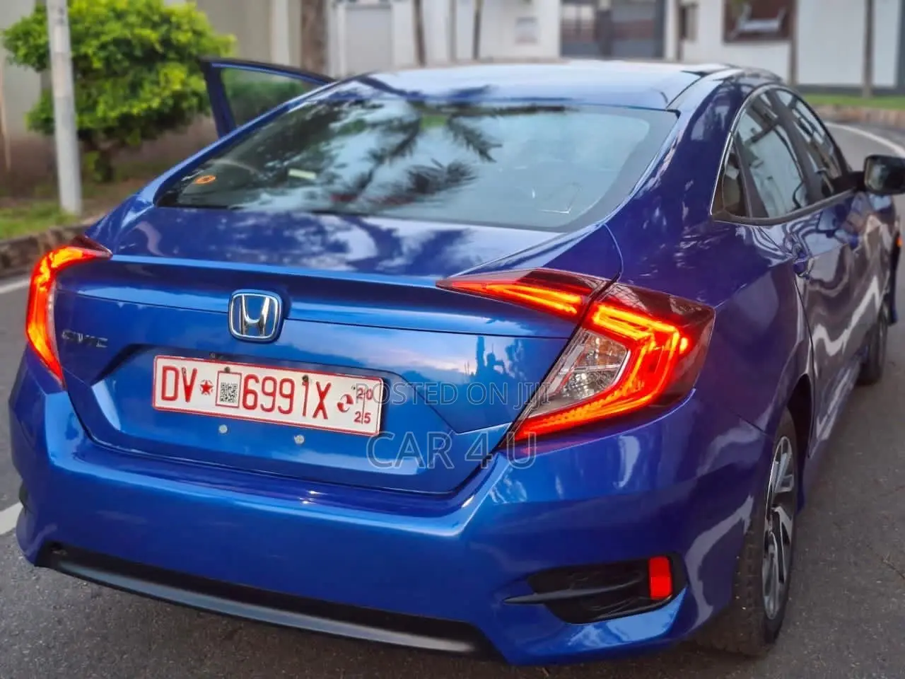 Honda Civic EX-L 4dr Sedan (1.5L 4cyl) 2016 Blue