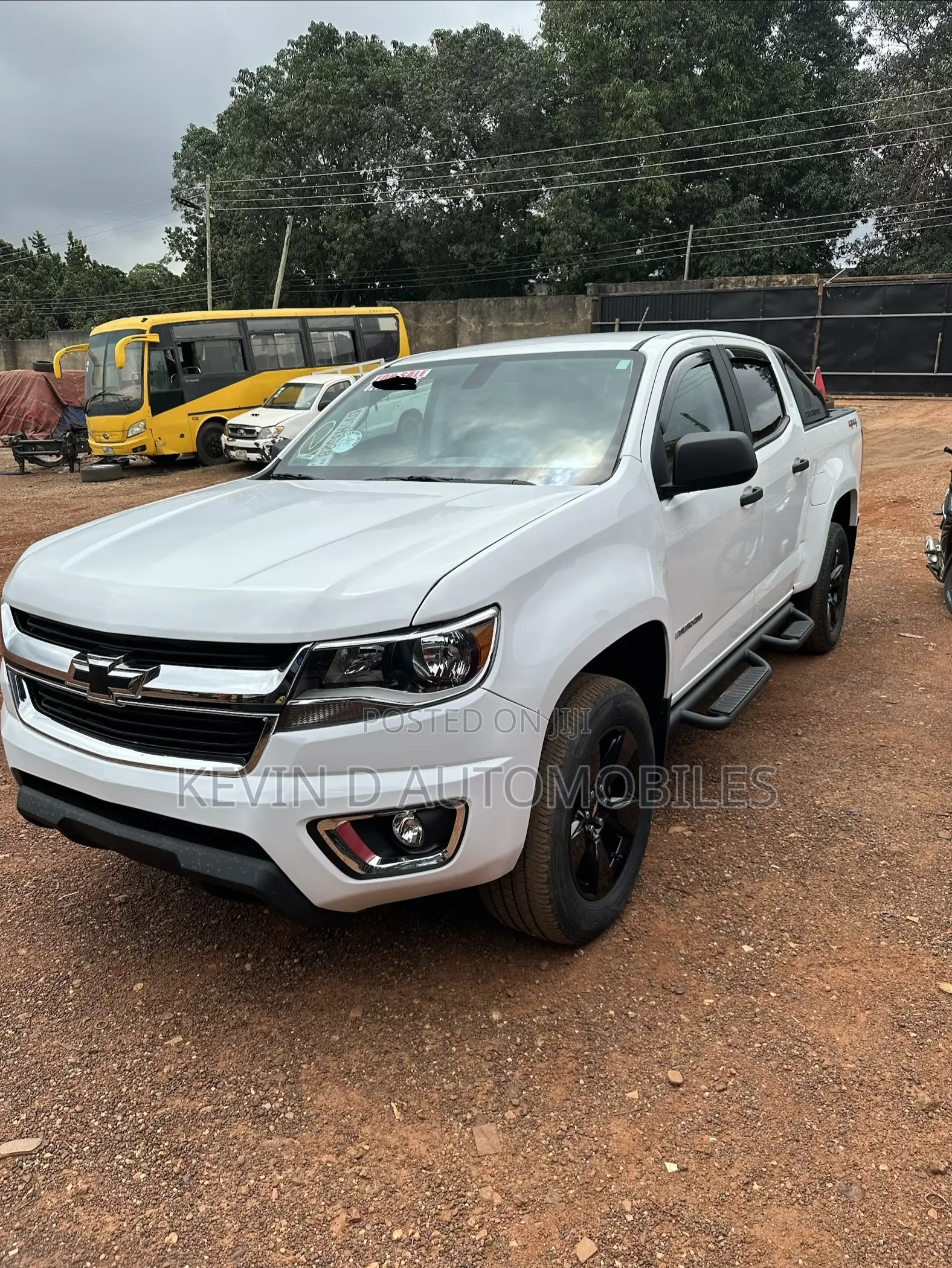 Chevrolet Colorado 2020 White