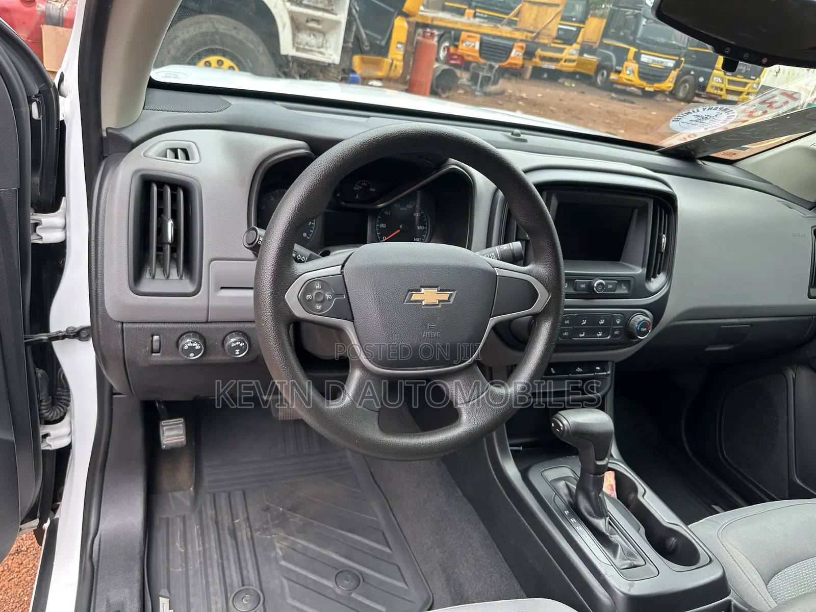 Chevrolet Colorado 2020 White