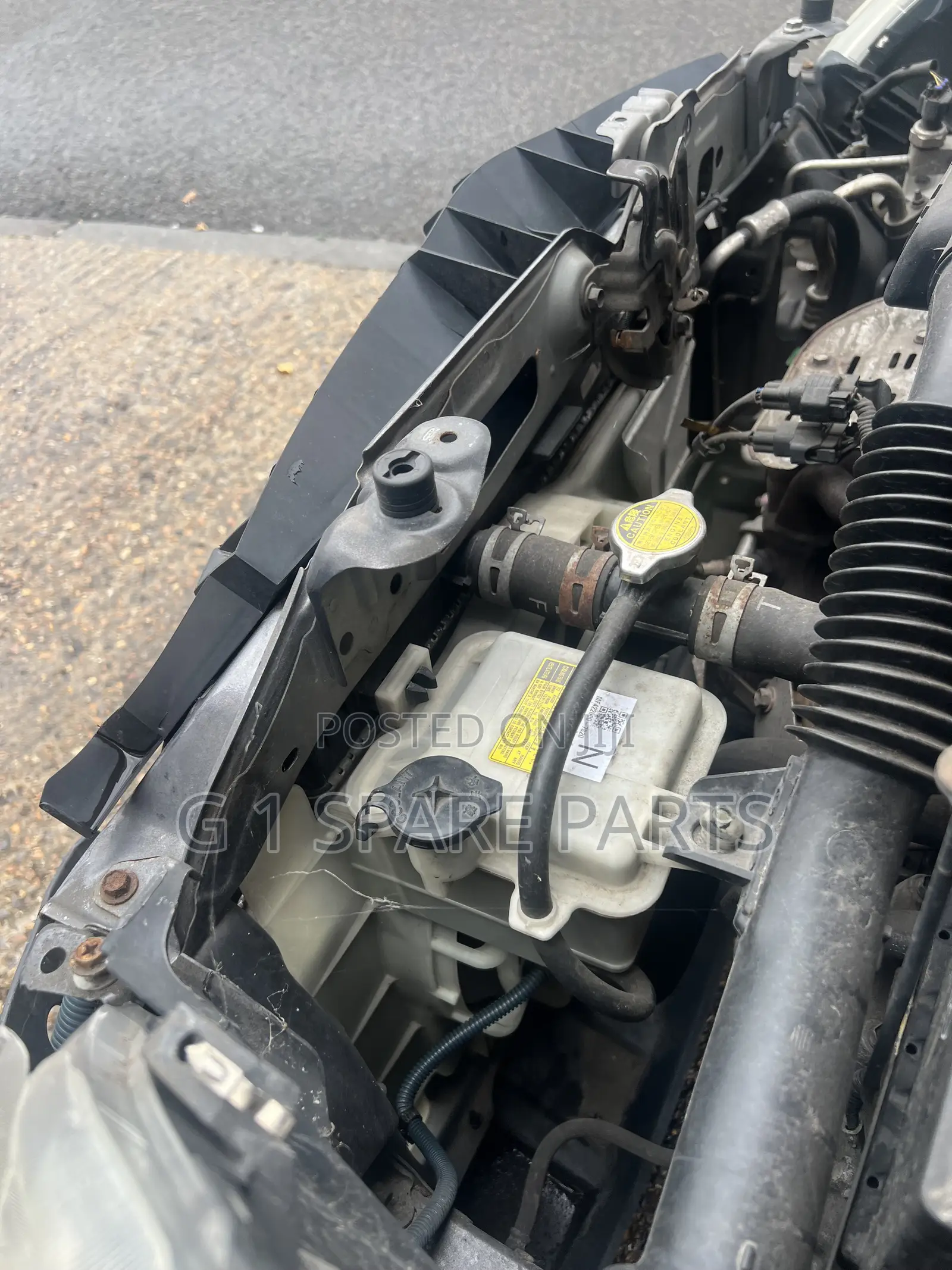 Toyota Vitz/Yaris Water Tank Complete