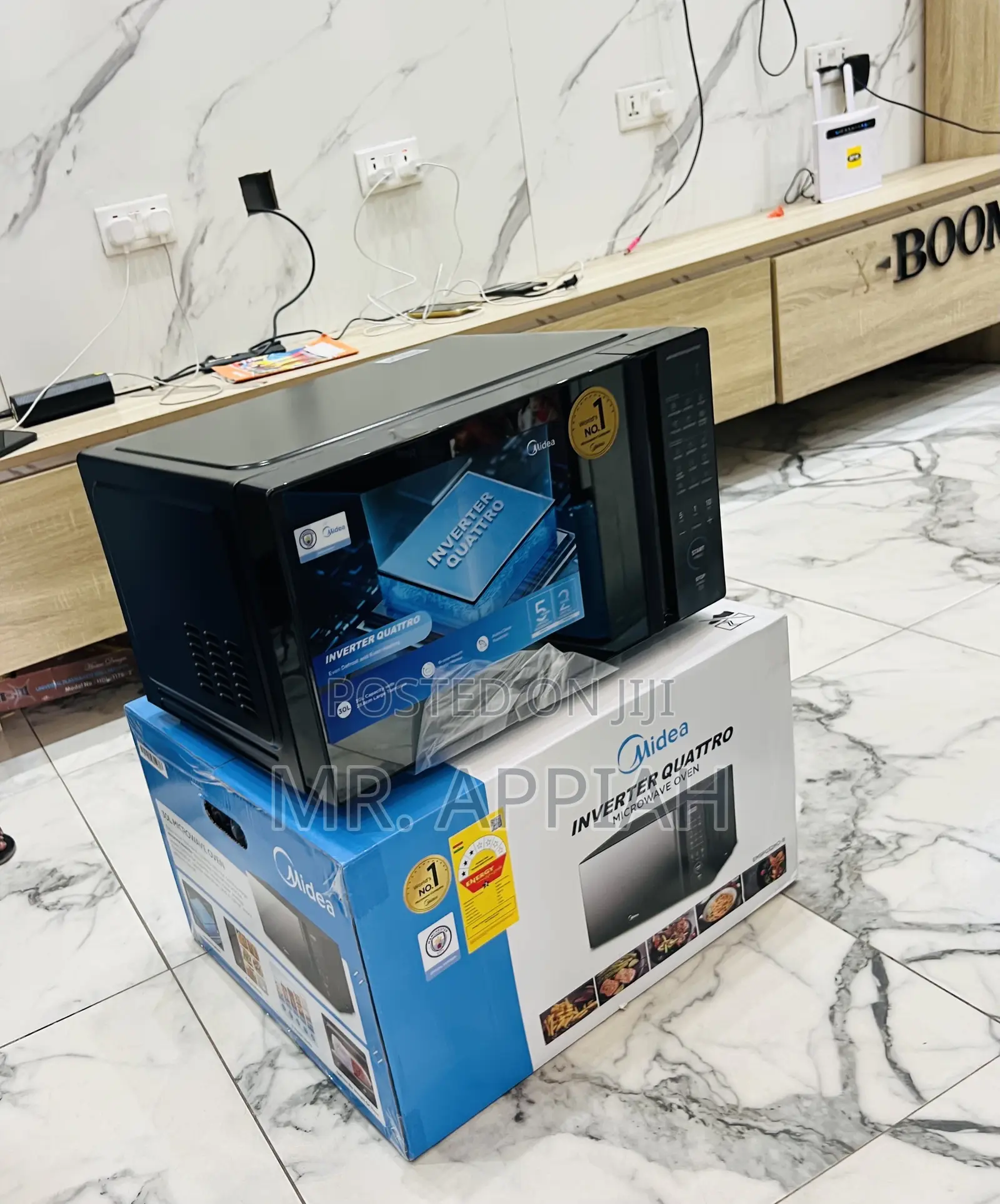 Get Unique Midea 30Liters Countertop Microwave(Glass)..