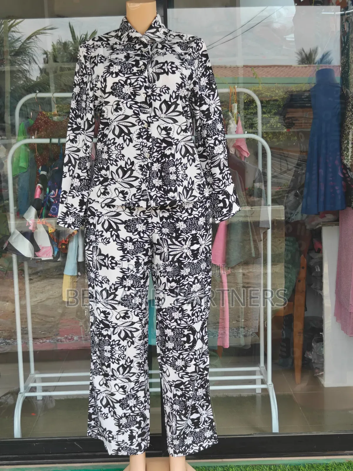 Ladies 2pcs Set