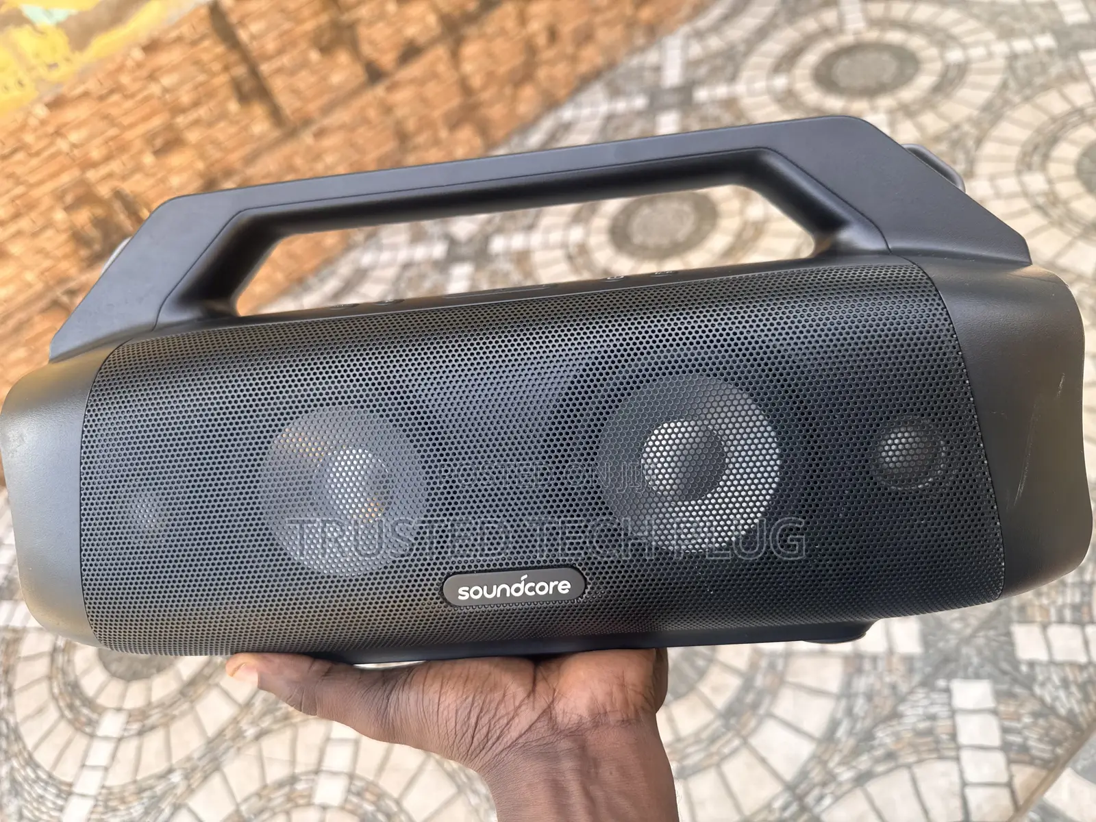 Preowned and Brand New Anker and JBL Bluetooth Speakers in Stock