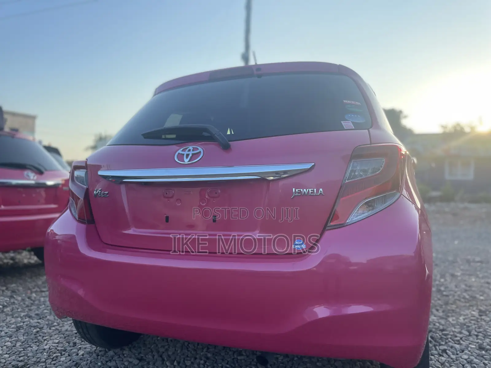 Toyota Vitz 1.3 AWD 3dr 2016 Pink