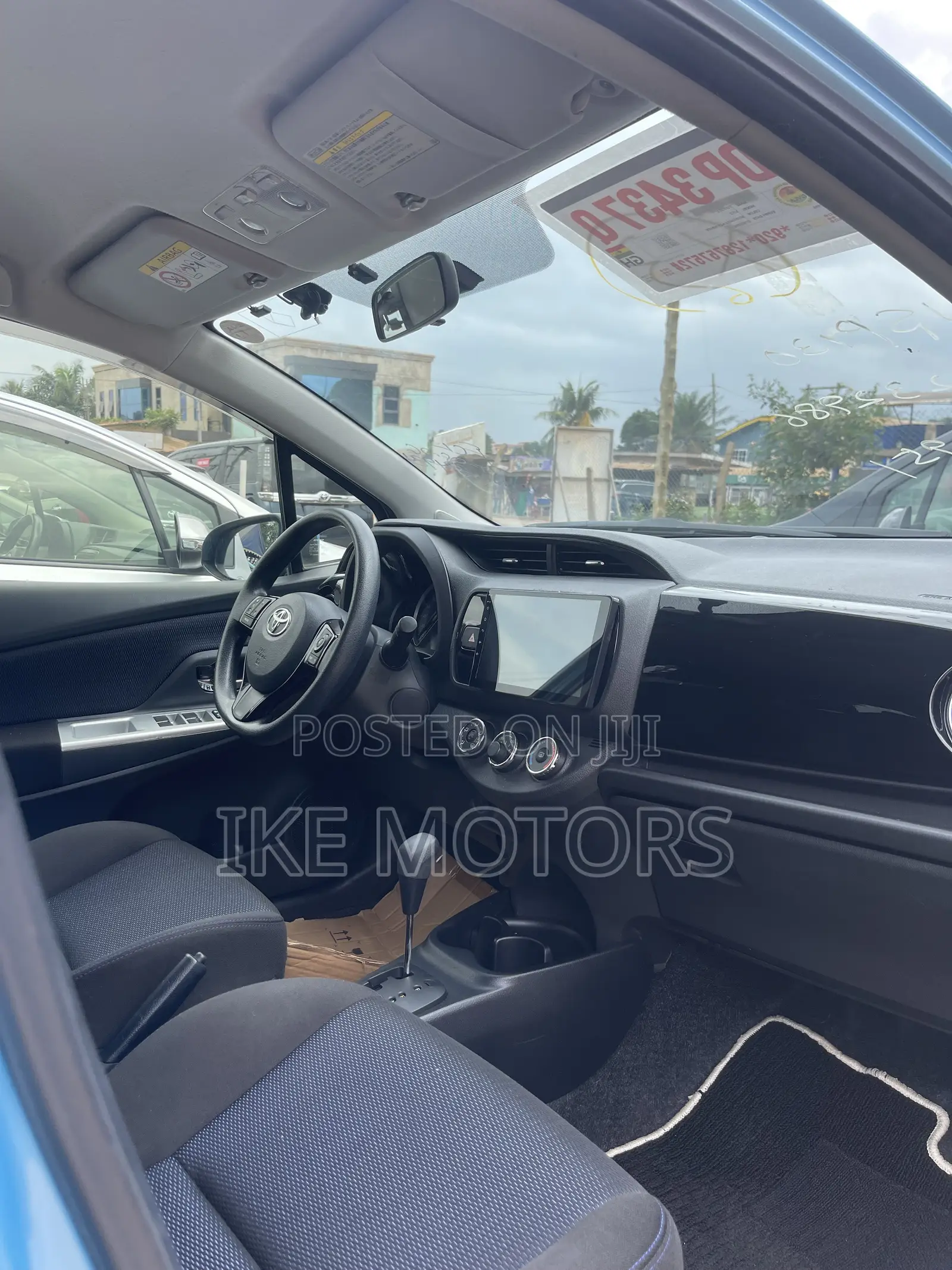 Toyota Vitz 1.3 AWD 3dr 2016 Blue