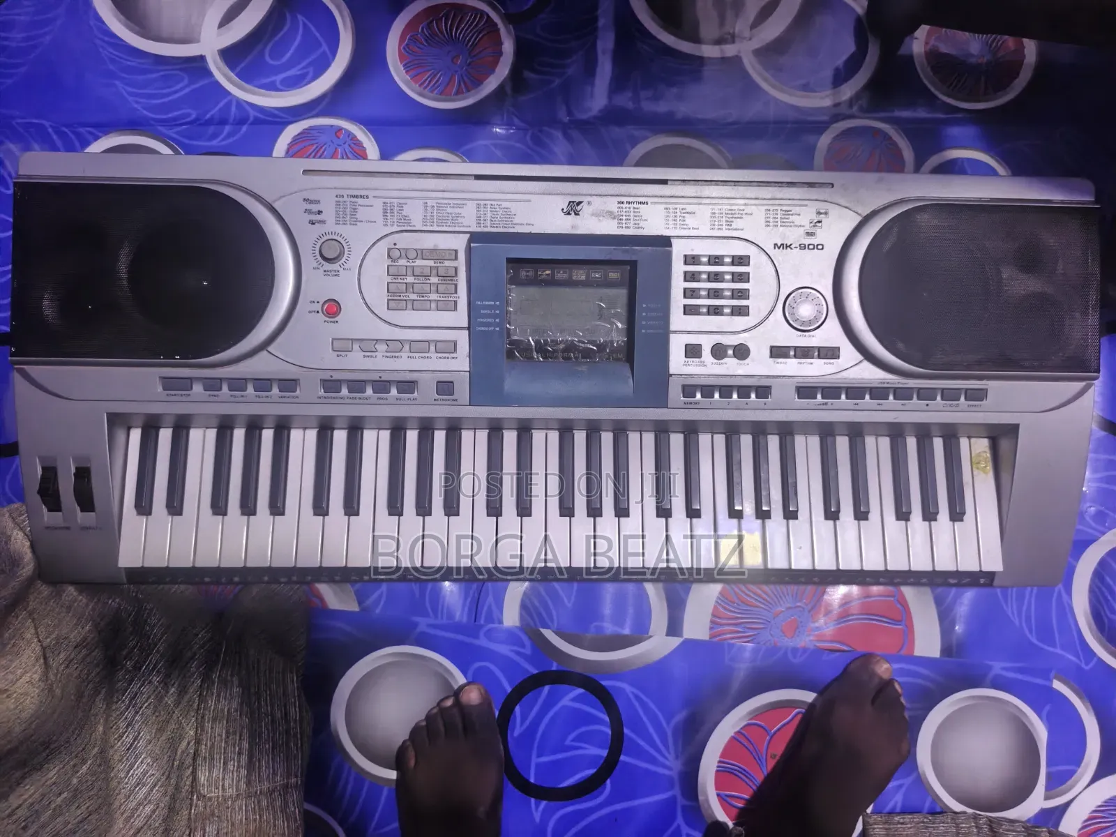 Mk 900 Electric Keyboard 61 Keys