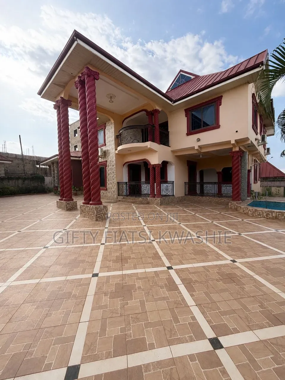 5bdrm House in Agric Akyremade, Kumasi Metropolitan for sale