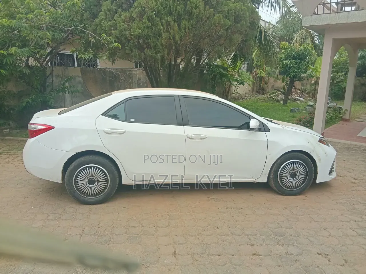Toyota Corolla 2014 White