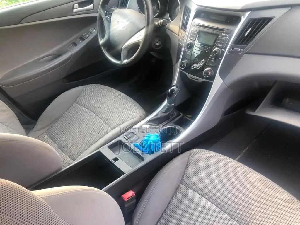 Hyundai Sonata 2011 Gray