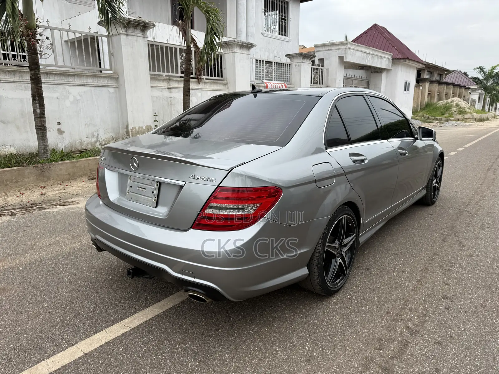 Mercedes-Benz C300 2012 Gray