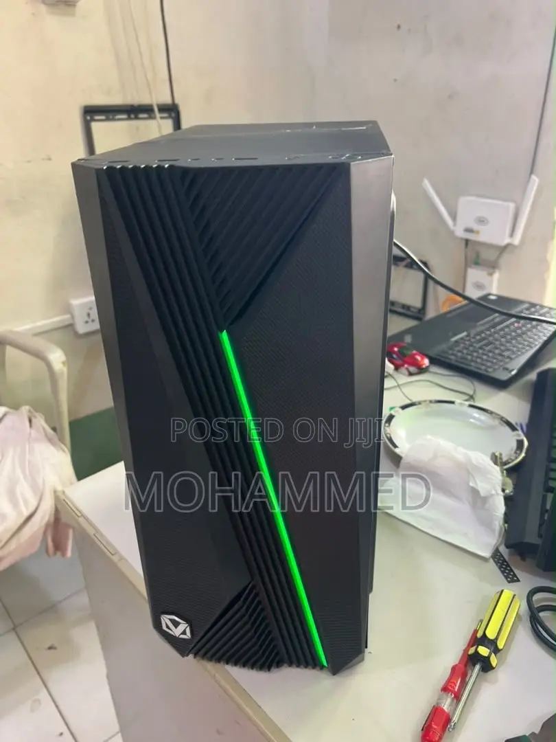 Server 32GB Intel Core i9 SSD 512GB