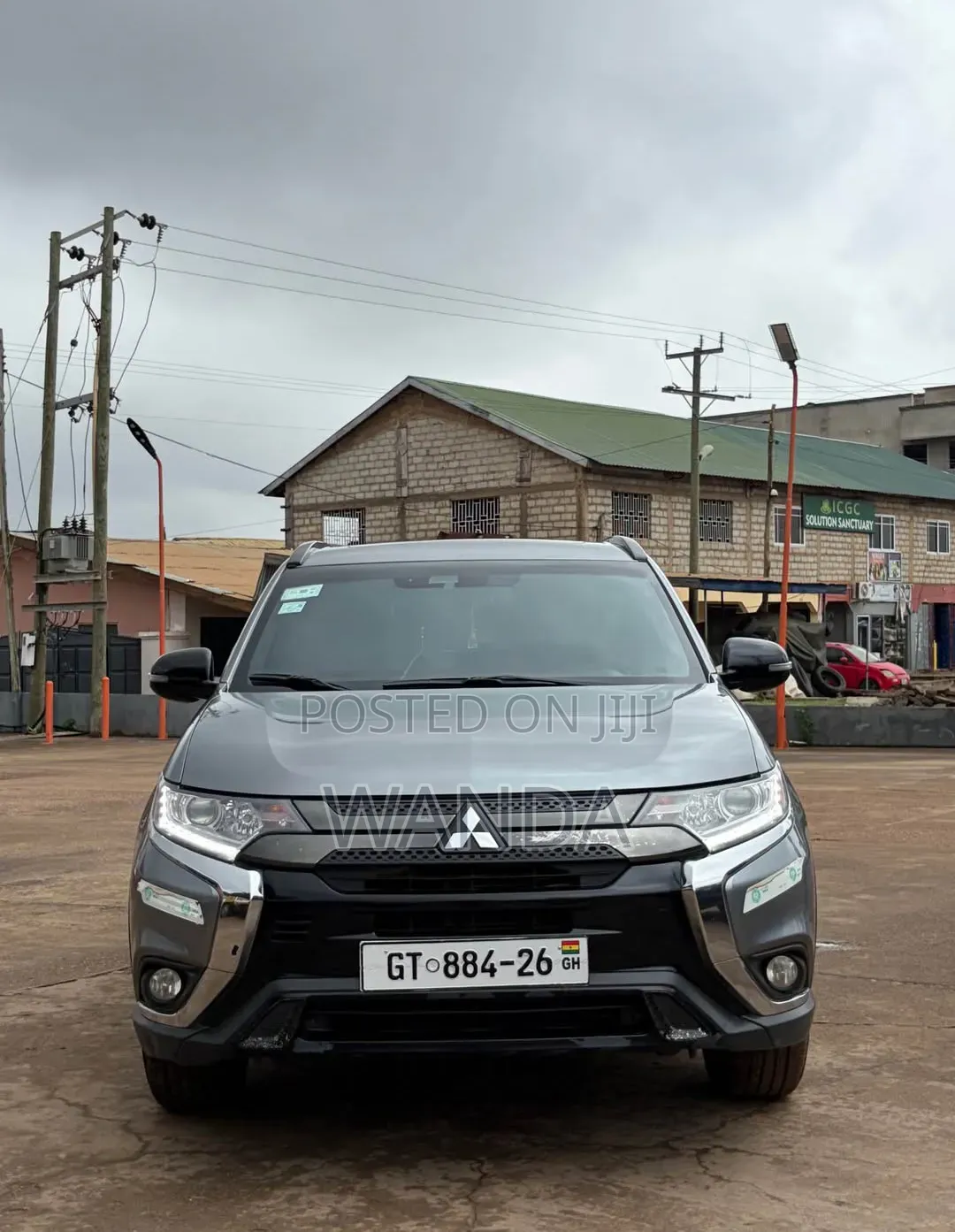 Mitsubishi Outlander for Rent