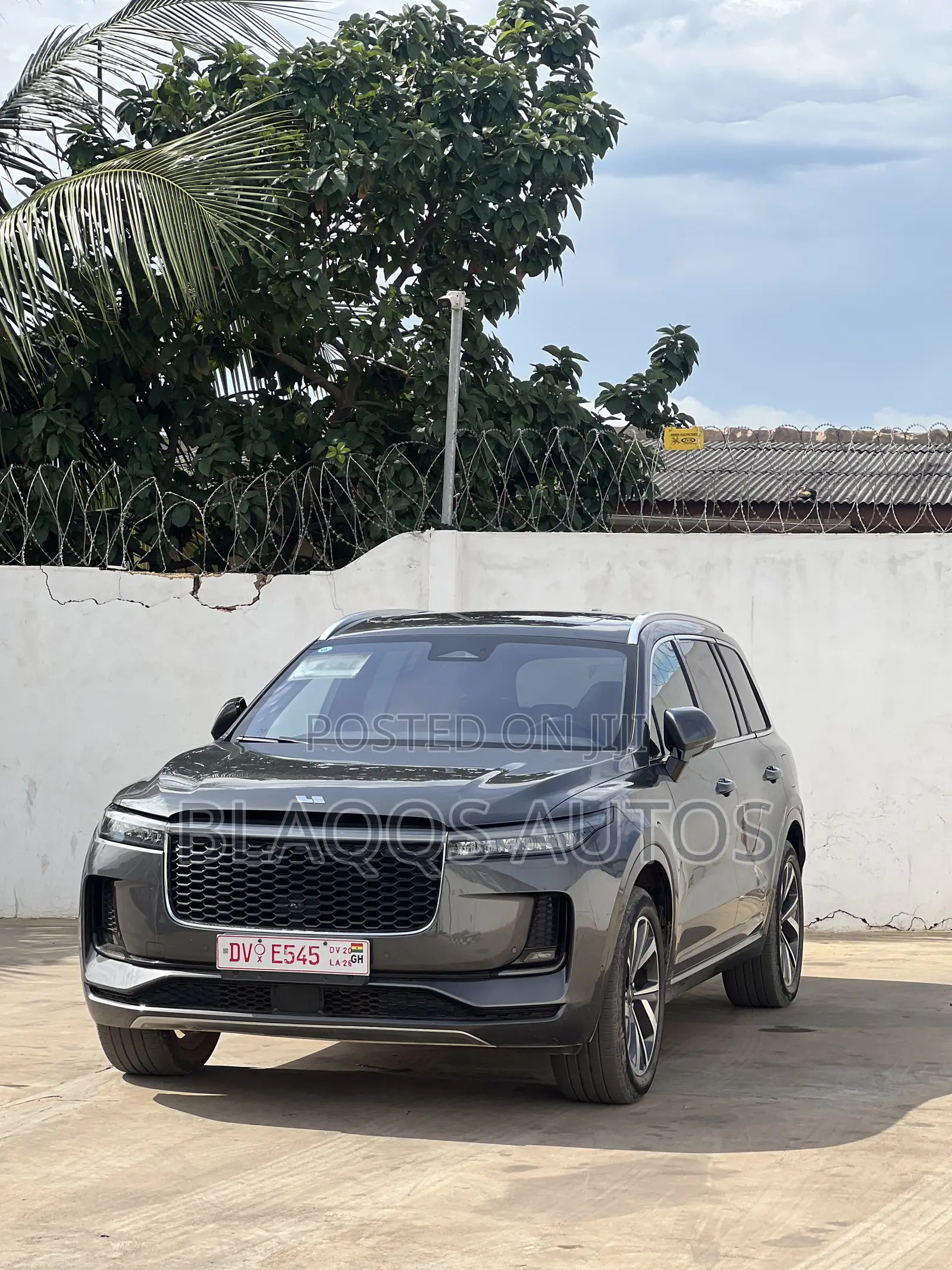 New Li Auto One 2022 Gray