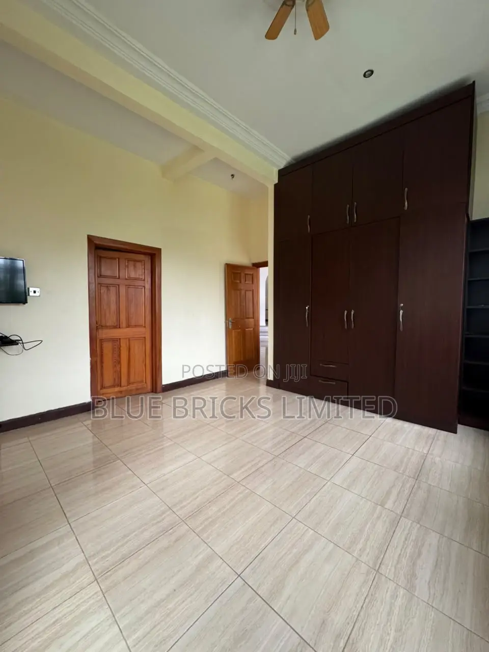 5bdrm House in Airport Hills for rent