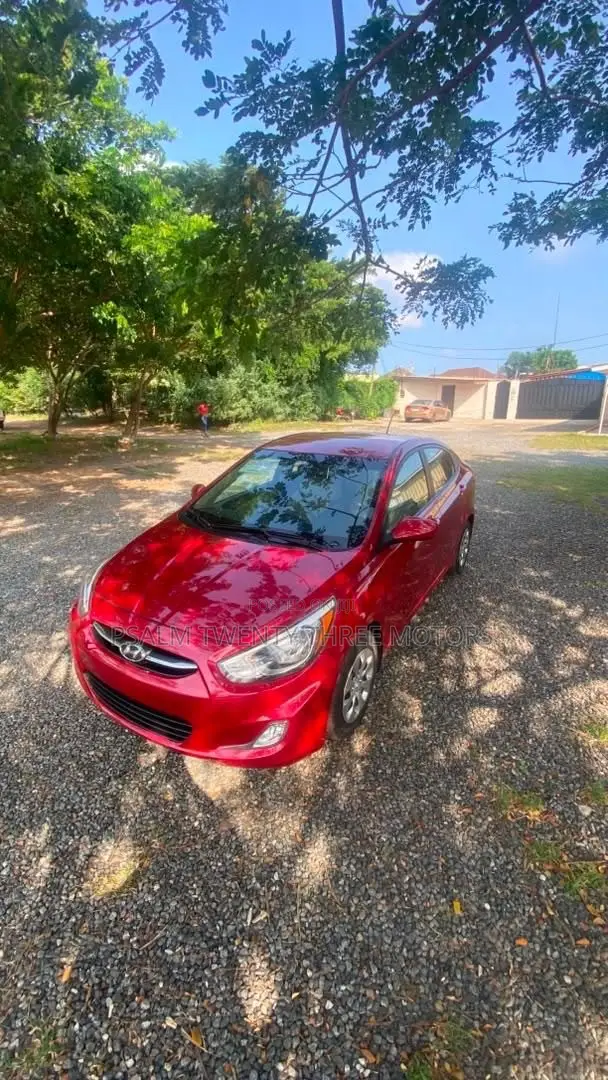 Hyundai Accent 2017 Red