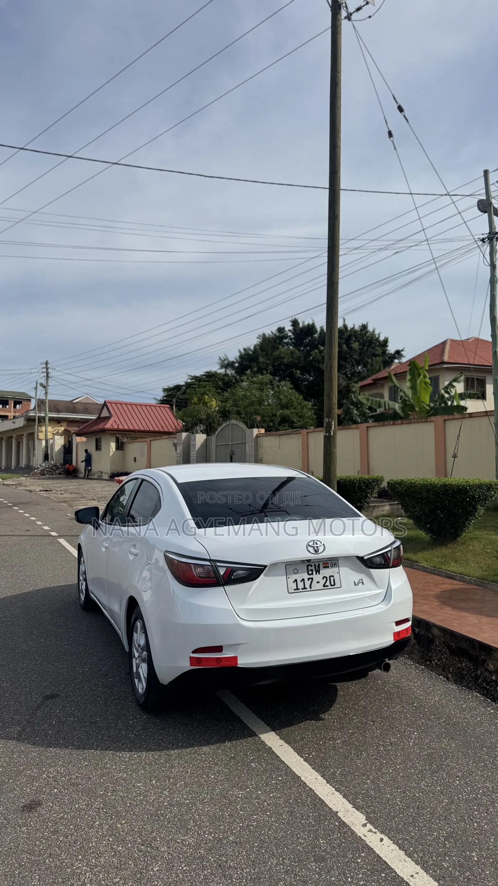 Toyota Yaris iA 1.5 FWD 2017 White