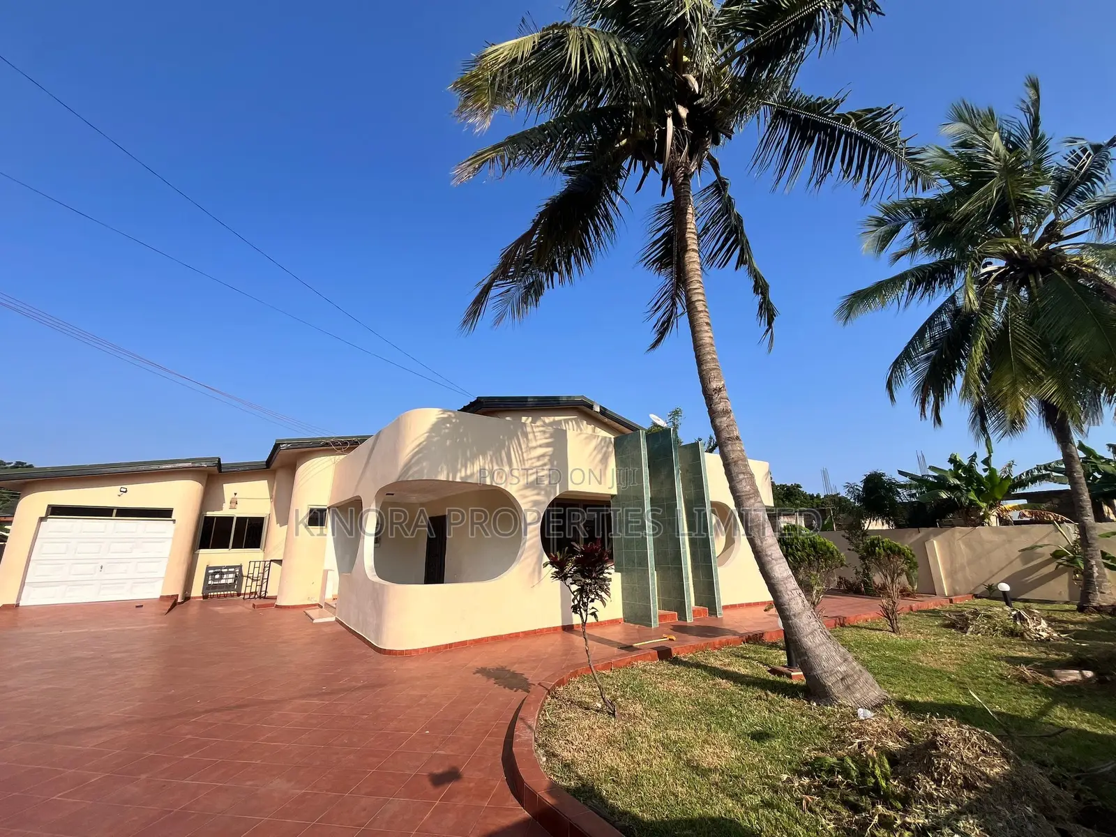 5bdrm House in East Legon for rent