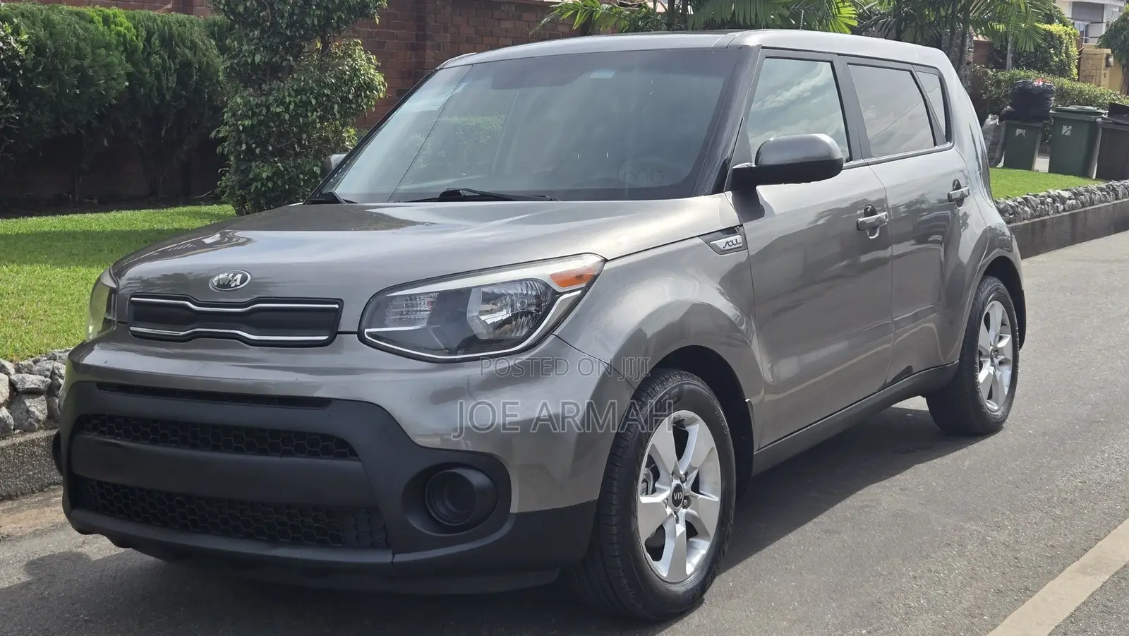 Kia Soul Base Hatchback 2017 Gray