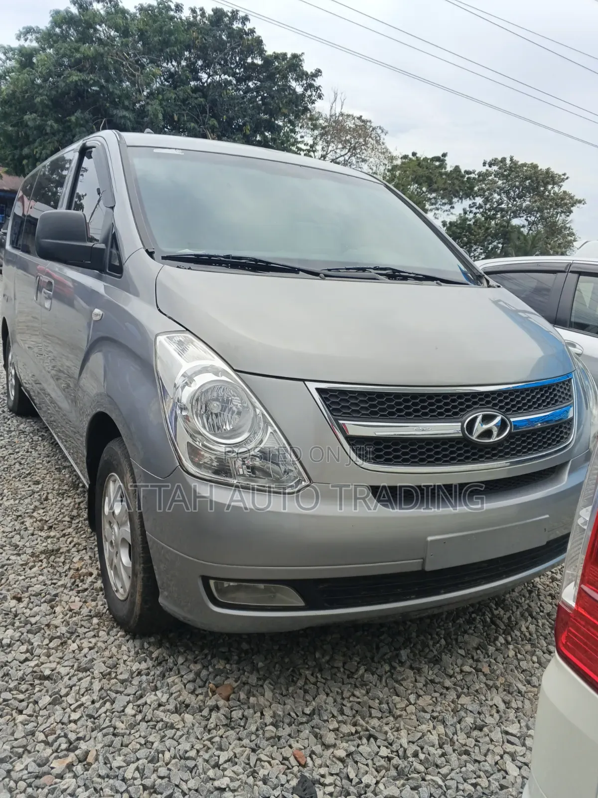 Hyundai Starex 2010 Silver