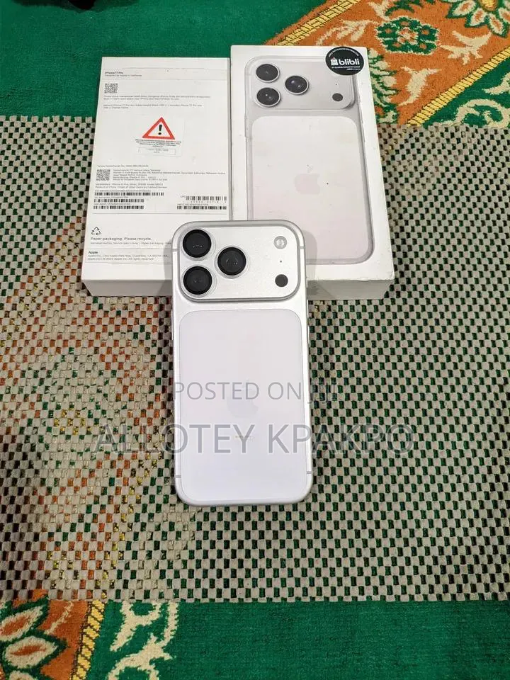 Apple iPhone 17 Pro 256 GB White